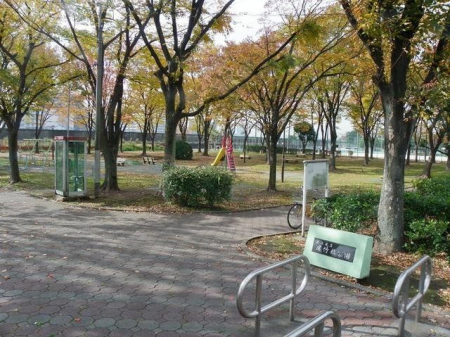 ӊ | k16B 1210m