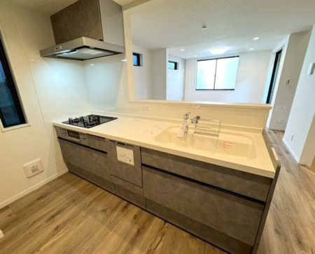 Lb` yρzi2025N12jBe    Ə㎿ȑfފۗLb`B@\ƃfUC˔A̗yȂԂłB