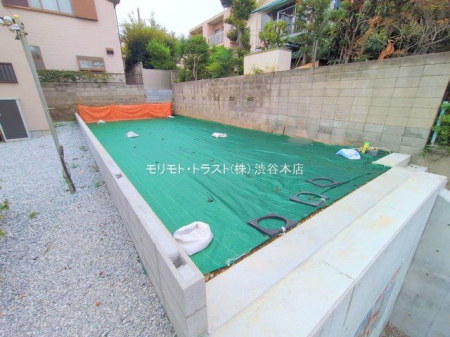 nynʐ^ Be(2025-10-14 00:00:00)