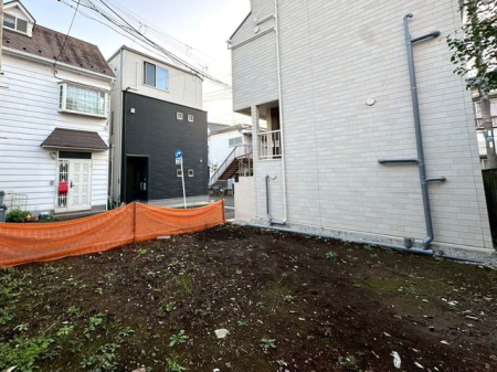 nynʐ^ ynz(2025N11)Be