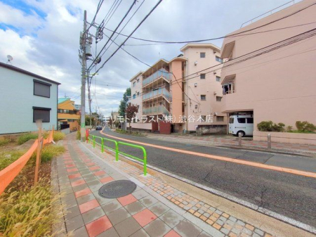 nynʐ^ Be(2025-10-27 00:00:00)