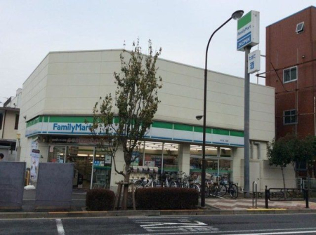 ӊ t@~[}[g]ː吙ܒړX k3B 200m