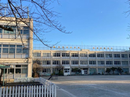 ӊ c旧JwZ k9B 690m