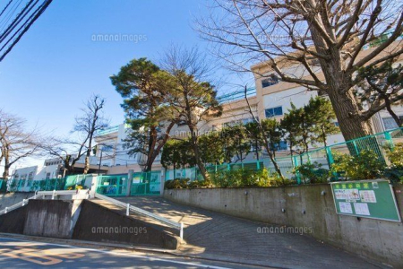 ���ӊ� �����旧��{���w�Z �k��5���B 370m