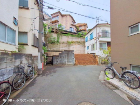 nynʐ^ Be(2025-04-24)