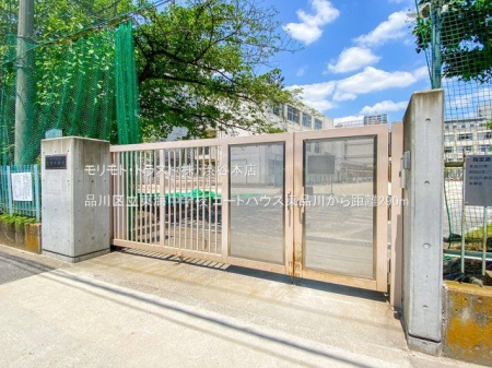 ӊ i旧CwZ Be(2022-05-24) 290m