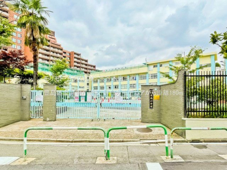 ���ӊ� �L���旧���쏬�w�Z �B�e��(2022-06-10) 180m