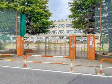 ���ӊ� �����旧�~����ꏬ�w�Z �B�e��(2022-03-29) 690m