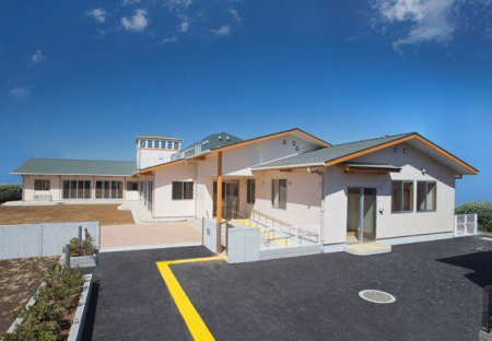 ���ӊ� �݂ǂ�̋u�ۈ牀 �k��4���B 270m