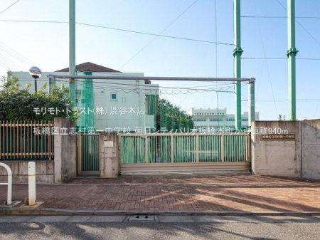 ���ӊ� ���旧�u����ꒆ�w�Z �B�e��(2022-09-26) 940m