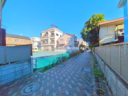 nynʐ^ Be(2025-12-04 00:00:00)