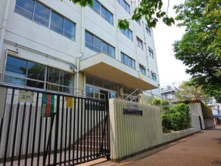 ���ӊ� ���c�J�旧��򒆊w�Z �k��14���B 1080m