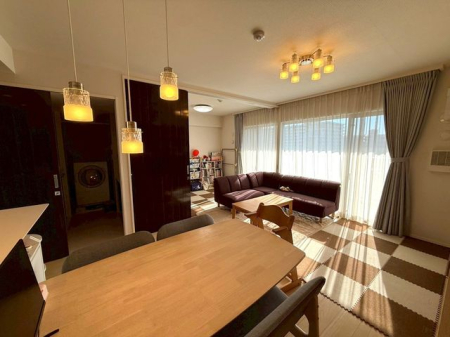 rO yrOzi2025N12jBe_炩ȗz˂ƐSn悢郊rOBƂԂA났̂ЂƂƂo܂B