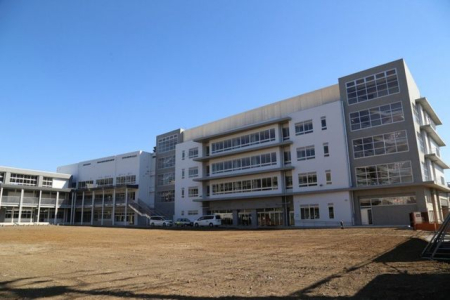 ���ӊ� �n�c�旧��ڗ��Ԓ��w�Z �k��2���B 160m