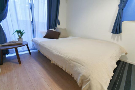 �Q�� �y�����z