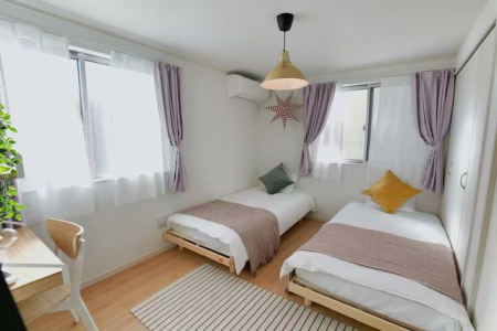 �Q�� �y�����z