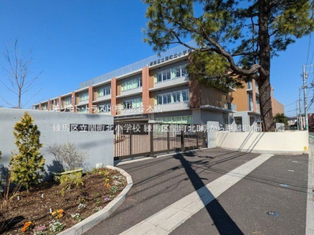 ���ӊ� ���n�旧�֒��k���w�Z �B�e��(2025-03-21) 830m