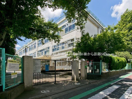 ���ӊ� �����旧�������w�Z �B�e��(2022-07-29) 560m