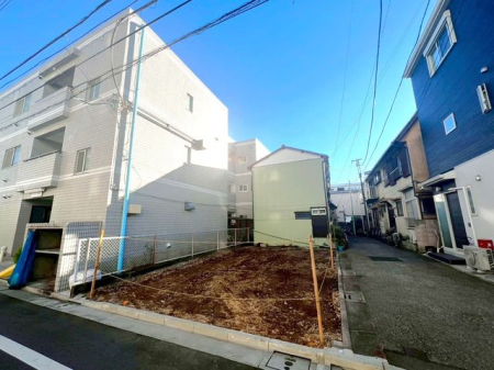 ���n�y�n�ʐ^ �y���n�z(2026�N1��)�B�e ���`�n�Ȃ�ł͂̎g���₷�������͂�84m2���̓y�n�B�Ԏ����l���₷���A��炵�₷���Ɍq���闘�֐��̍������ł��B