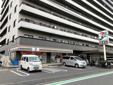 ���ӊ� �Z�u���C���u���]�ː쒆��4���ړX �k��4���B 260m