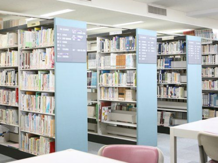 ���ӊ� �V�n�˕����Z����w�}���� �k��5���B 390m