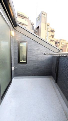 �o���R�j�[ �y�o���R�j�[�z�����炵�̗ǂ����[�t�o���R�j�[�́A���̃R�[�q�[�^�C���ɂ��҂�����B���ƕ���������A�S�n�悢��炵�������܂��B