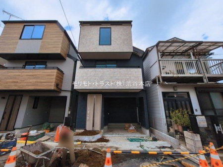 ��c�撆��3���ڂ̐V�z��ˌ���