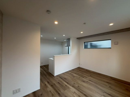 ���r���O �y���r���O�z�i2026�N2���j�B�e