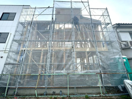 ���n�O�ώʐ^ �y�O�ρz�i2026�N2���j�B�e���₩�ȊX���݂ɓ���ޗ����������O�ρB�Â��ȕ�炵�����߂���ɂ������߁B