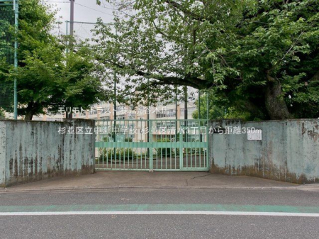 ���ӊ� �����旧�������w�Z �B�e��(2022-06-08) 350m