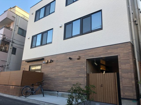 ���ӊ� �R�R�����{�C���^�[�i�V���i������ �k��5���B 350m