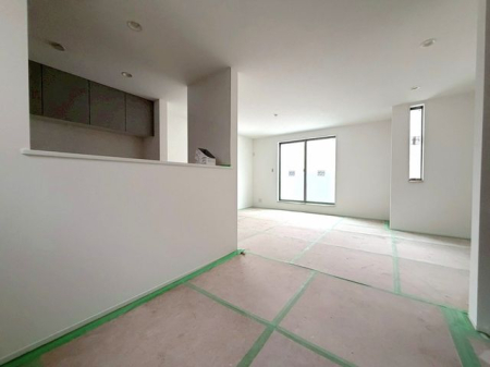 ���r���O �y���r���O�z�i2026�N3���j�B�e