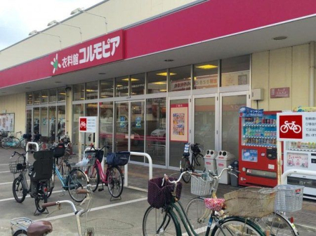 ���ӊ� �T�~�b�g�R�����s�A�ۖ؊ԓX �k��10���B 800m