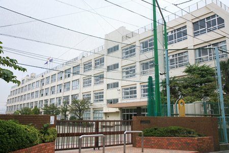 ���ӊ� �����旧���������w�Z �k��7���B 550m