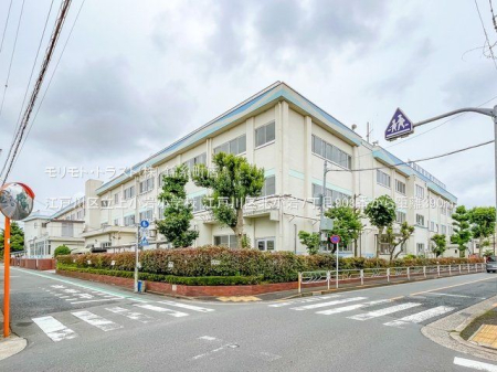 ���ӊ� �]�ː�旧�㏬�⏬�w�Z �B�e��(2022-05-17) 390m