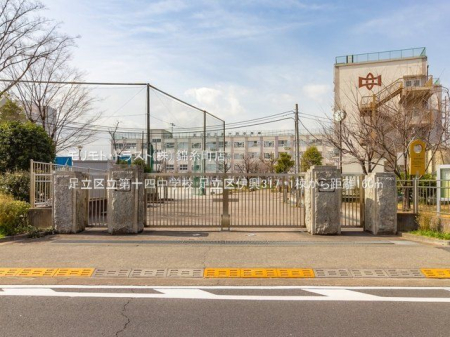 ���ӊ� �����旧��\�l���w�Z �B�e��(2021-03-01) 160m