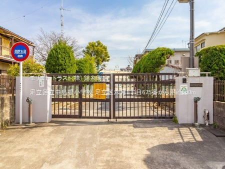 ���ӊ� �����旧���������w�Z �B�e��(2021-03-01) 600m