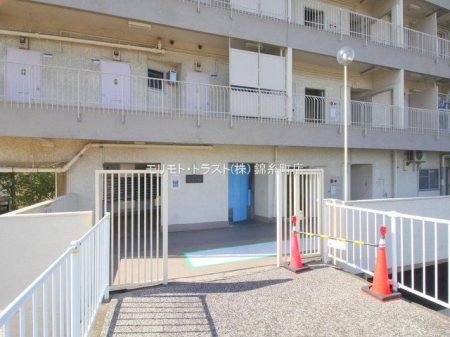 �G���g�����X �B�e��(2024-10-02 00:00:00)