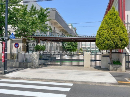 ���ӊ� �����旧��\�O���w�Z �B�e��(2023-05-18) 670m