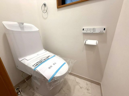 ���ӊ� �y�g�C���z�i2026�N3���j�B�e��Ƃ肠���Ԑ݌v�̃g�C���B�������̂�������ŁA�������K�ɂ��g�����������闎�����������͋C�ł��B