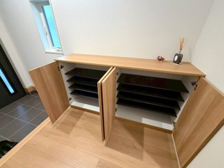 ���[ �y���[�z�i2026�N3���j�B�e���[�͂����Ղ�̌��֎��[�B���Ƒ����̌C�⏬�����܂Ƃ߂ĕЕt�����A���������ŋC�����̗ǂ����ւ�ۂĂ܂��B