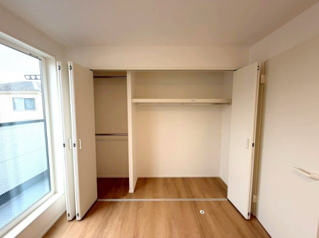 ���[ �y���[�z�i2026�N3���j�B�e�@�\�I�Ȏ��[�X�y�[�X���m�ہB��������}������������Ƃ����Z��Ԃ����o���܂��B