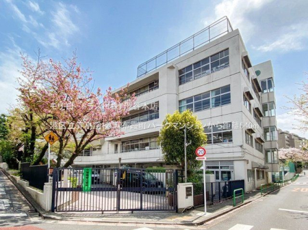 ���ӊ� �`�旧⠏��w�Z �B�e��(2021-04-01) 540m