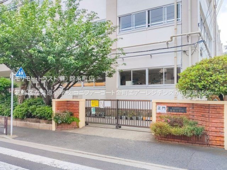 ���ӊ� �����旧�Č����w�Z �B�e��(2021-05-24) 350m