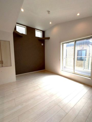 ���r���O �y���r���O�z