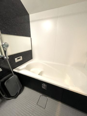 ���� �y�o�X�z�i2026�N4���j�B�e��������Ƃ����f�U�C�����������o�X���[���B�������Ə㎿�������˔������A�����̃o�X�^�C�����y���݂ɂȂ��Ԃł��B