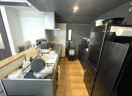 �L�b�`�� �y�L�b�`���z�i2026�N4���j�B�e�؂̂ʂ������������i�`���������_���ȃL�b�`���B�������ꂽ�f�U�C���̒��ɁA�₳���������݂��L����܂��B