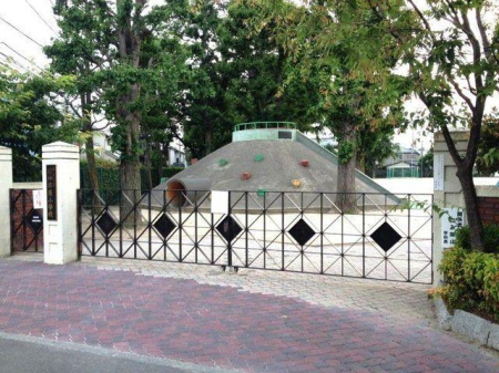 ���ӊ� ���w�Z 260m ���n�旧�ΐ_�䓌���w�Z(���n�旧�ΐ_�䓌���w�Z�܂�260m �k��4���B)