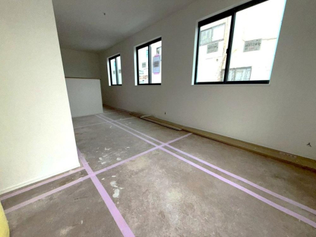 ���r���O �����y���r���O�z�i2026�N4���j�B�e