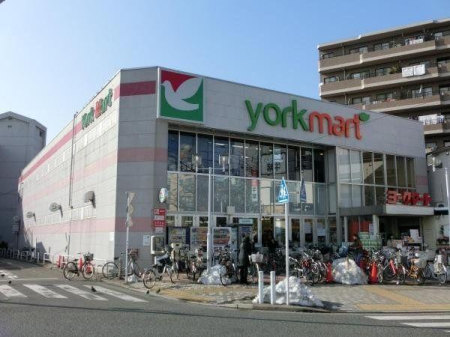 ���ӊ� �X�[�p�[ 500m ���[�N�}�[�g�����X(���[�N�}�[�g�����X�܂�500m �k��7���B)